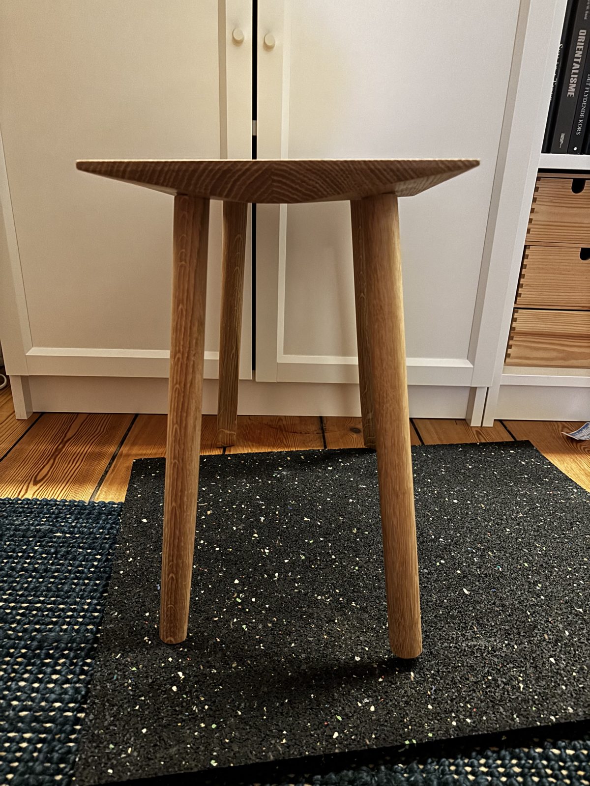 The stool from the side
